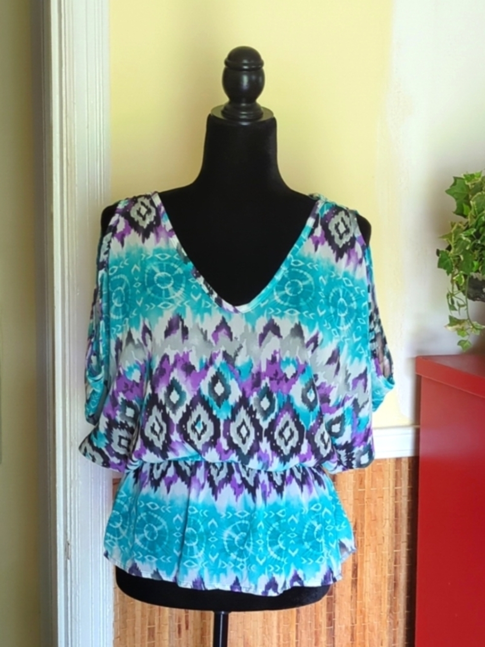 Women’s V-Neck Cold-Shoulder Blouse in Teal & Purple
